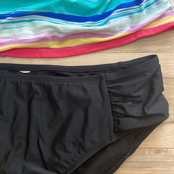 2 Bamboo Womens L Two Piece Swimsuit. Pretty Stripe Tube top with Black Bottoms - Picture 3 of 6